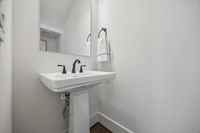 3504 Huntsford Drive, Houston, TX 77008