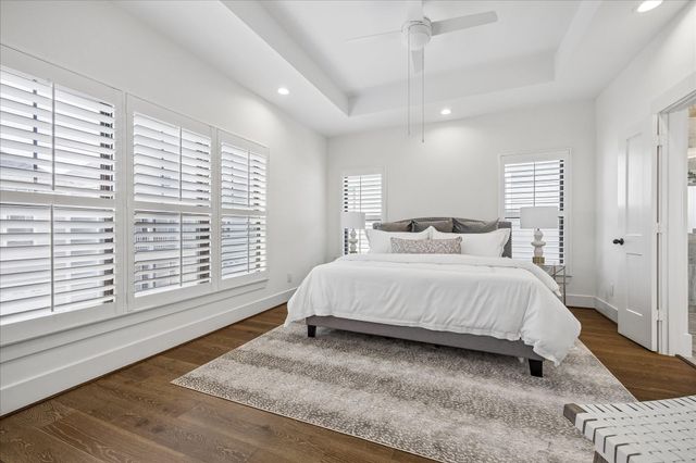 3504 Huntsford Drive, Houston, TX 77008