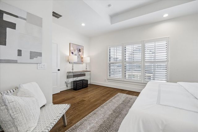 3504 Huntsford Drive, Houston, TX 77008