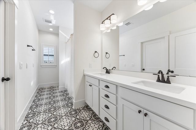 3504 Huntsford Drive, Houston, TX 77008