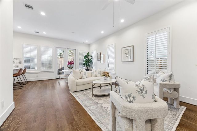 3504 Huntsford Drive, Houston, TX 77008