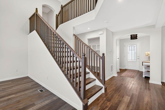 6099 Lavender, Grove City, OH 43123