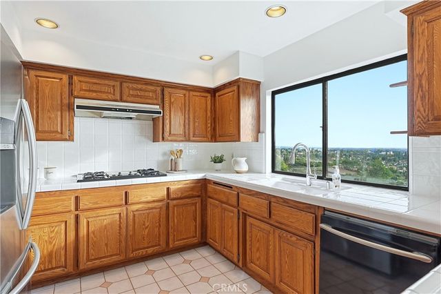 12070 Rideout, Whittier, CA 90601