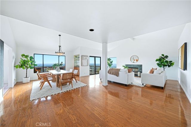 12070 Rideout, Whittier, CA 90601