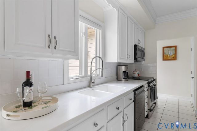 433 Elm Creek Dr, Manakin Sabot, VA 23103