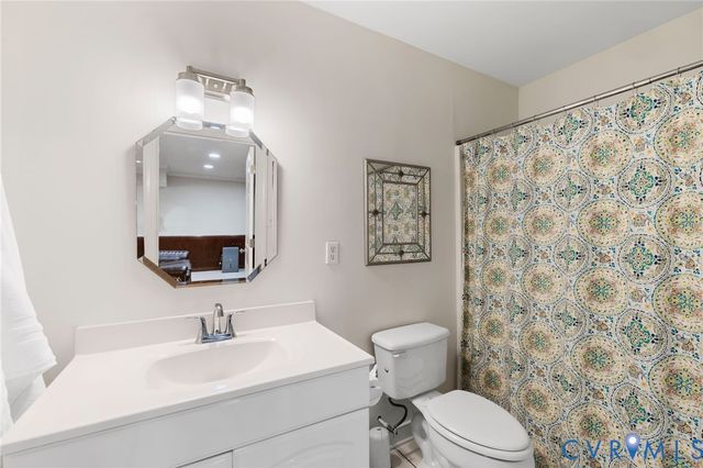 433 Elm Creek Dr, Manakin Sabot, VA 23103