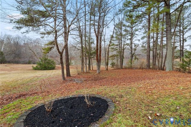 433 Elm Creek Dr, Manakin Sabot, VA 23103