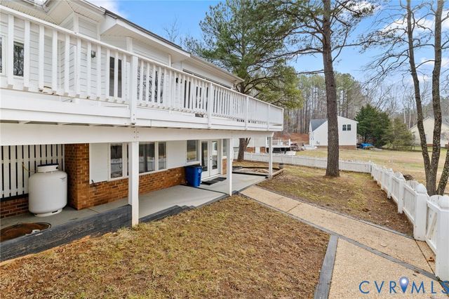 433 Elm Creek Dr, Manakin Sabot, VA 23103