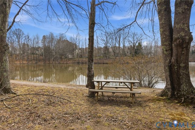 433 Elm Creek Dr, Manakin Sabot, VA 23103