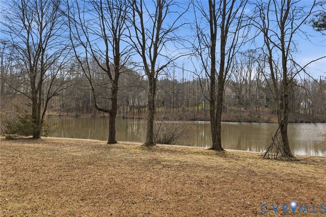 433 Elm Creek Dr, Manakin Sabot, VA 23103