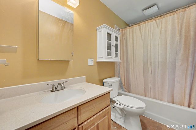 444 Candlewood Lake Road North, New Milford, CT 06776