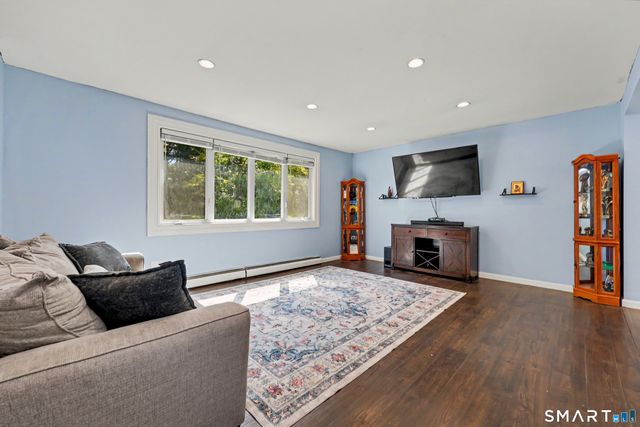 444 Candlewood Lake Road North, New Milford, CT 06776