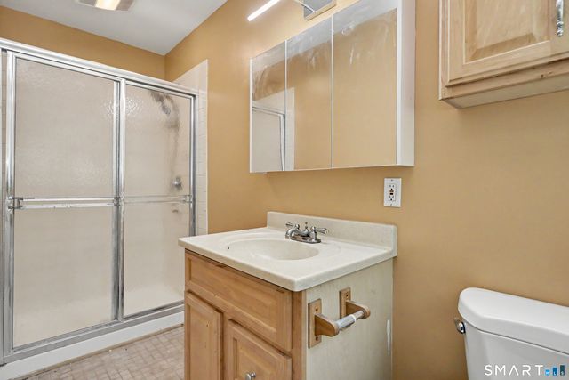 444 Candlewood Lake Road North, New Milford, CT 06776