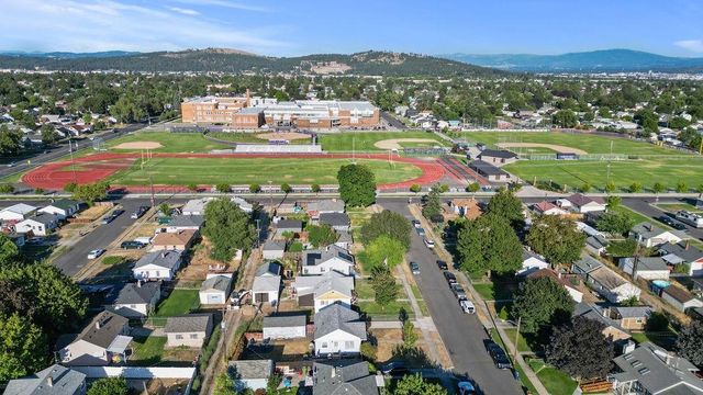 1303 E Princeton Ave, Spokane, WA 99207