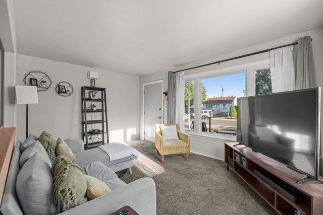 1303 E Princeton Ave, Spokane, WA 99207