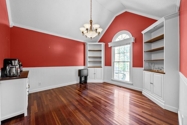 822 Creek Stone Dr, Clarksville, TN 37040
