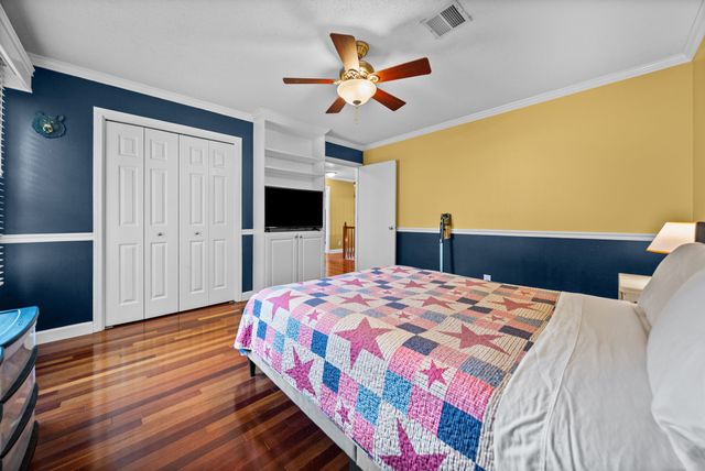 822 Creek Stone Dr, Clarksville, TN 37040