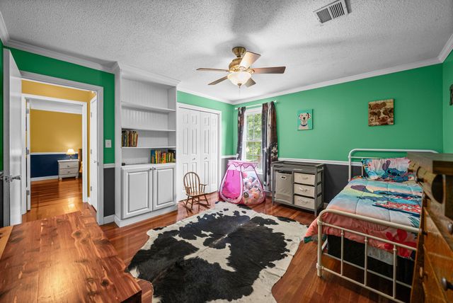 822 Creek Stone Dr, Clarksville, TN 37040