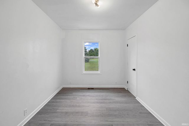 320 W 250 South, Peru, IN 46970