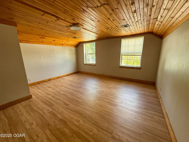 510 Miller Street, Carthage, MO 64836