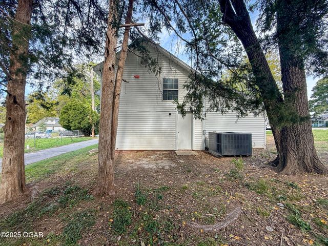 510 Miller Street, Carthage, MO 64836