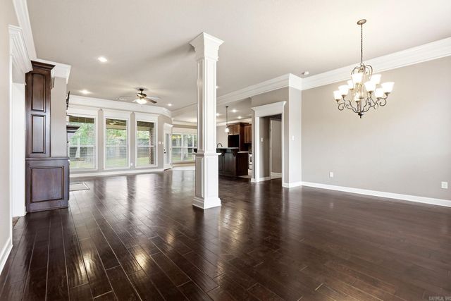 204 Forest Oak Drive, Jacksonville, AR 72076