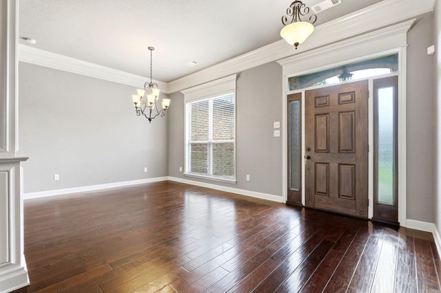 204 Forest Oak Drive, Jacksonville, AR 72076