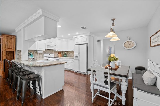 25065 Green Mill, Newhall, CA 91321