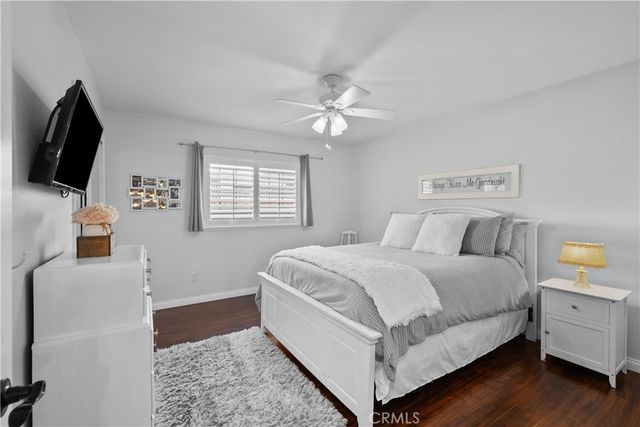 25065 Green Mill, Newhall, CA 91321