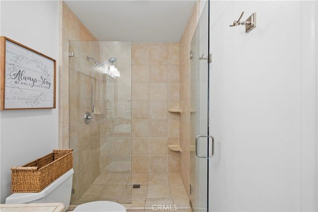 25065 Green Mill, Newhall, CA 91321