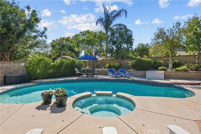 25065 Green Mill, Newhall, CA 91321