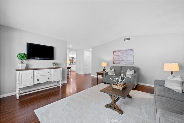 25065 Green Mill, Newhall, CA 91321