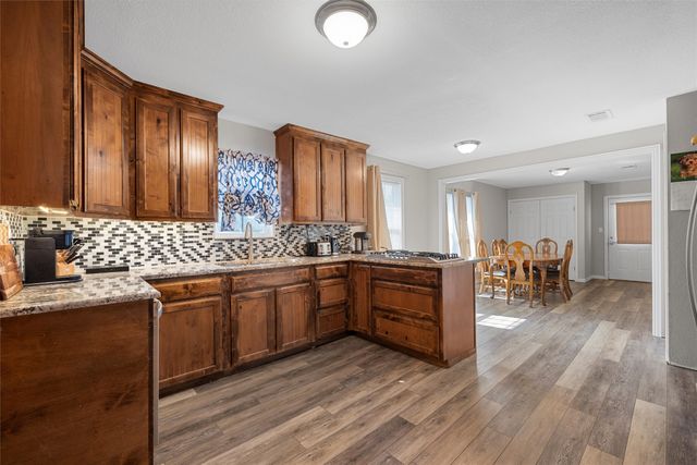 199 E Cougar Lane, China Spring, TX 76633