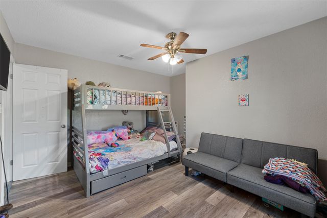 199 E Cougar Lane, China Spring, TX 76633