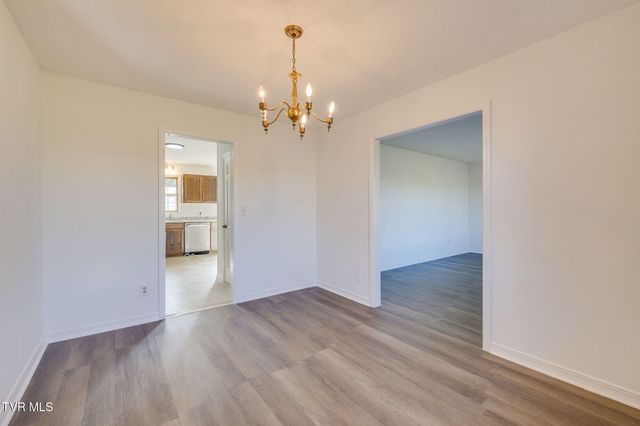 107 Mountain View Circle, Piney Flats, TN 37686