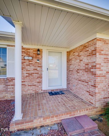 107 Mountain View Circle, Piney Flats, TN 37686