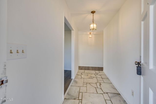 107 Mountain View Circle, Piney Flats, TN 37686