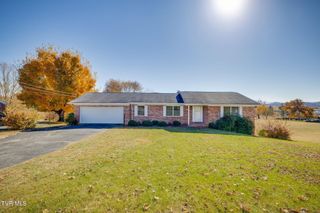 107 Mountain View Circle, Piney Flats, TN 37686