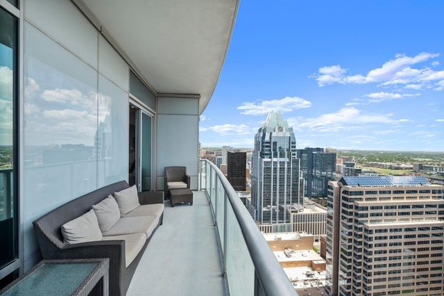 200 Congress Ave 33BB, Austin, TX 78701