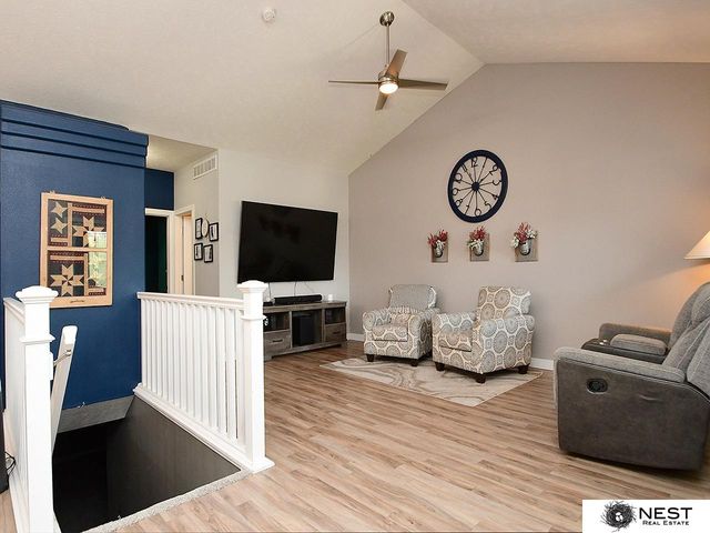 7615 Greycliff Drive, Lincoln, NE 68516