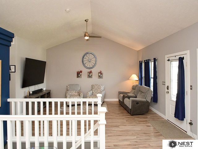 7615 Greycliff Drive, Lincoln, NE 68516