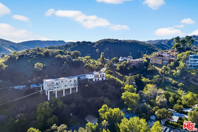 8366 Hillcroft Drive, West Hills, CA 91304