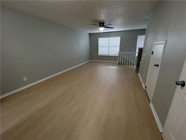 1379 E Sequoyah Court, Fayetteville, AR 72701