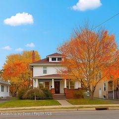 421 Albany Avenue, Kingston, NY 12401