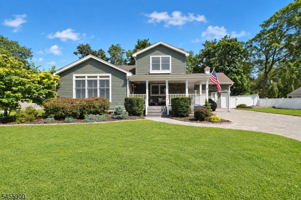 4 Raymond Ct, Lincoln Park Boro, NJ 07035 — exterior