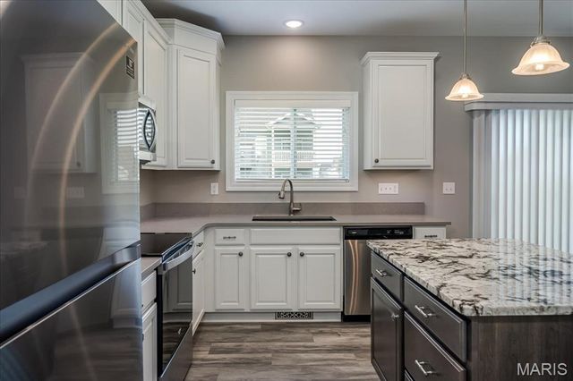 2906 Shirley Close Road, Washington, MO 63090