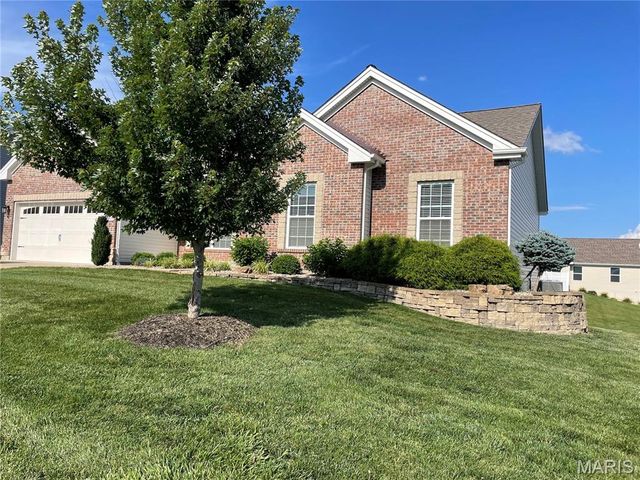 2906 Shirley Close Road, Washington, MO 63090