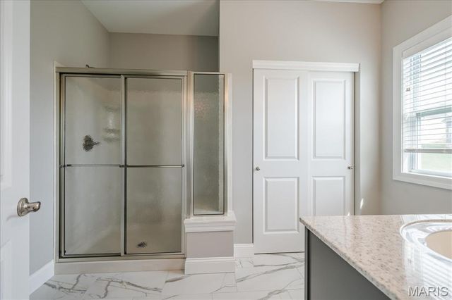 2906 Shirley Close Road, Washington, MO 63090