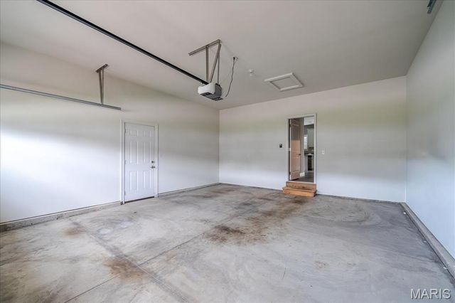2906 Shirley Close Road, Washington, MO 63090