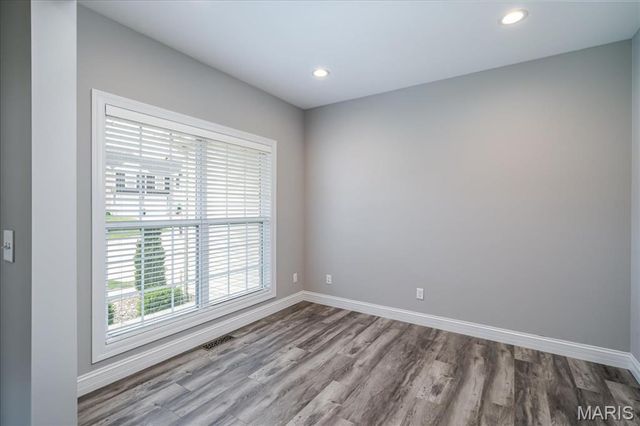 2906 Shirley Close Road, Washington, MO 63090